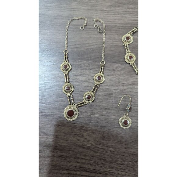 Vintage-Style Gold-Tone Necklace Bracelet & Earrings Set – Faux Garnet Cabochons - Picture 4 of 7